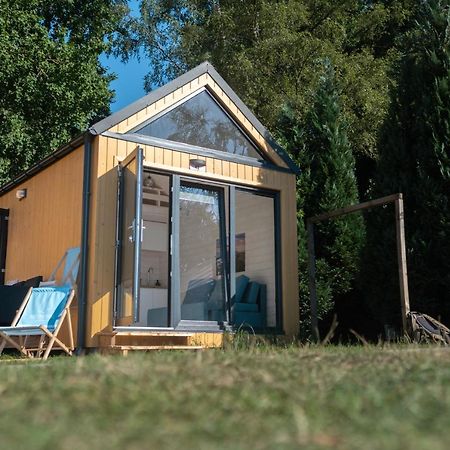 Pod Cyprysami - Surf & Family Resort ヤスタルニャ エクステリア 写真