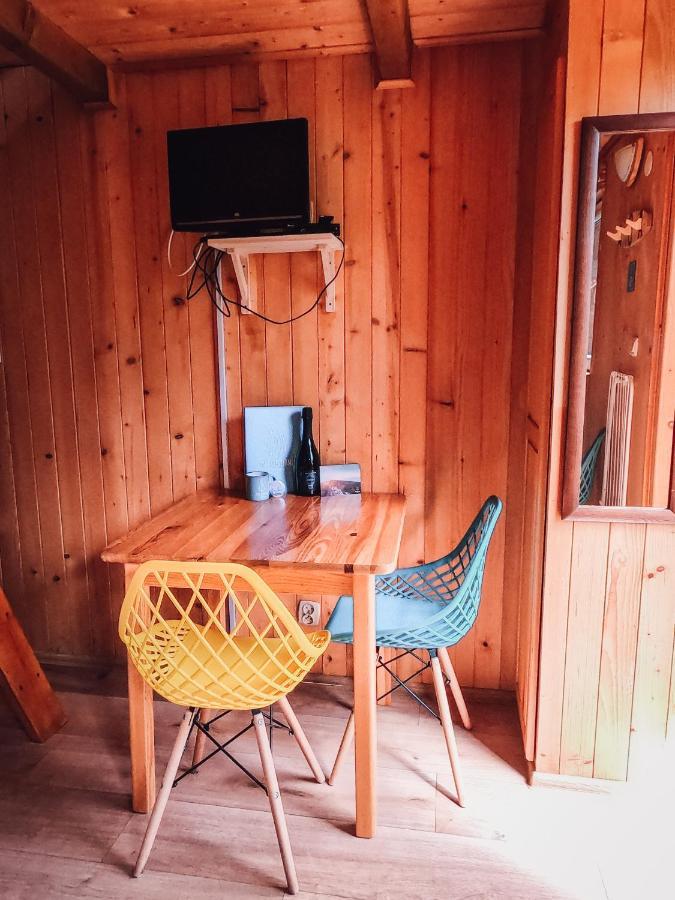 Pod Cyprysami - Surf & Family Resort ヤスタルニャ エクステリア 写真