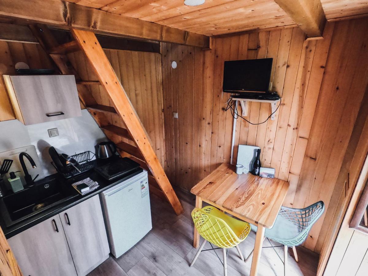Pod Cyprysami - Surf & Family Resort ヤスタルニャ エクステリア 写真