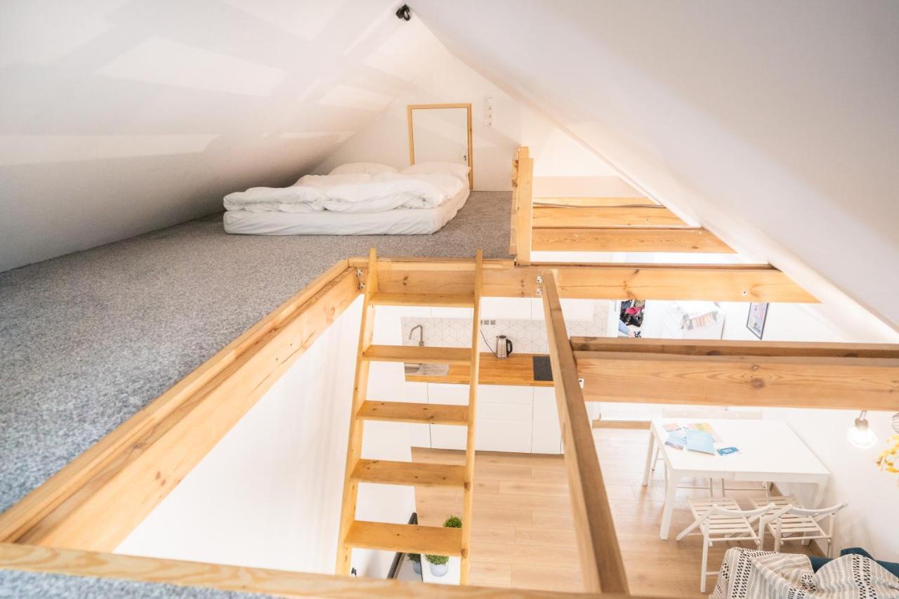 Pod Cyprysami - Surf & Family Resort ヤスタルニャ エクステリア 写真